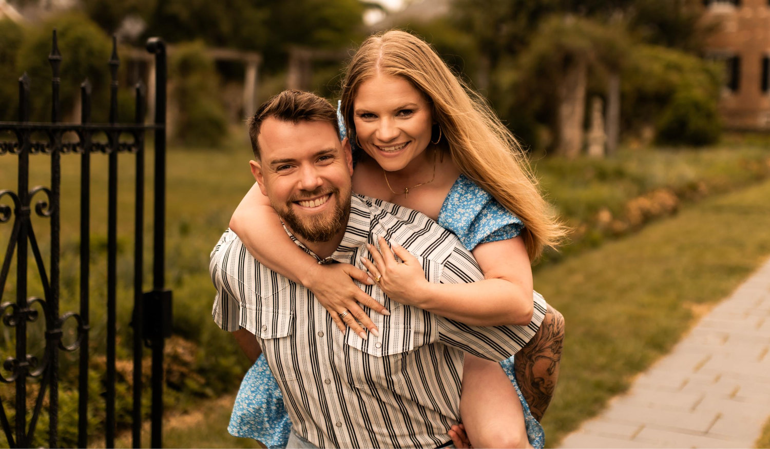 The Wedding Website of Alexis Kelly and Douglas Peppler