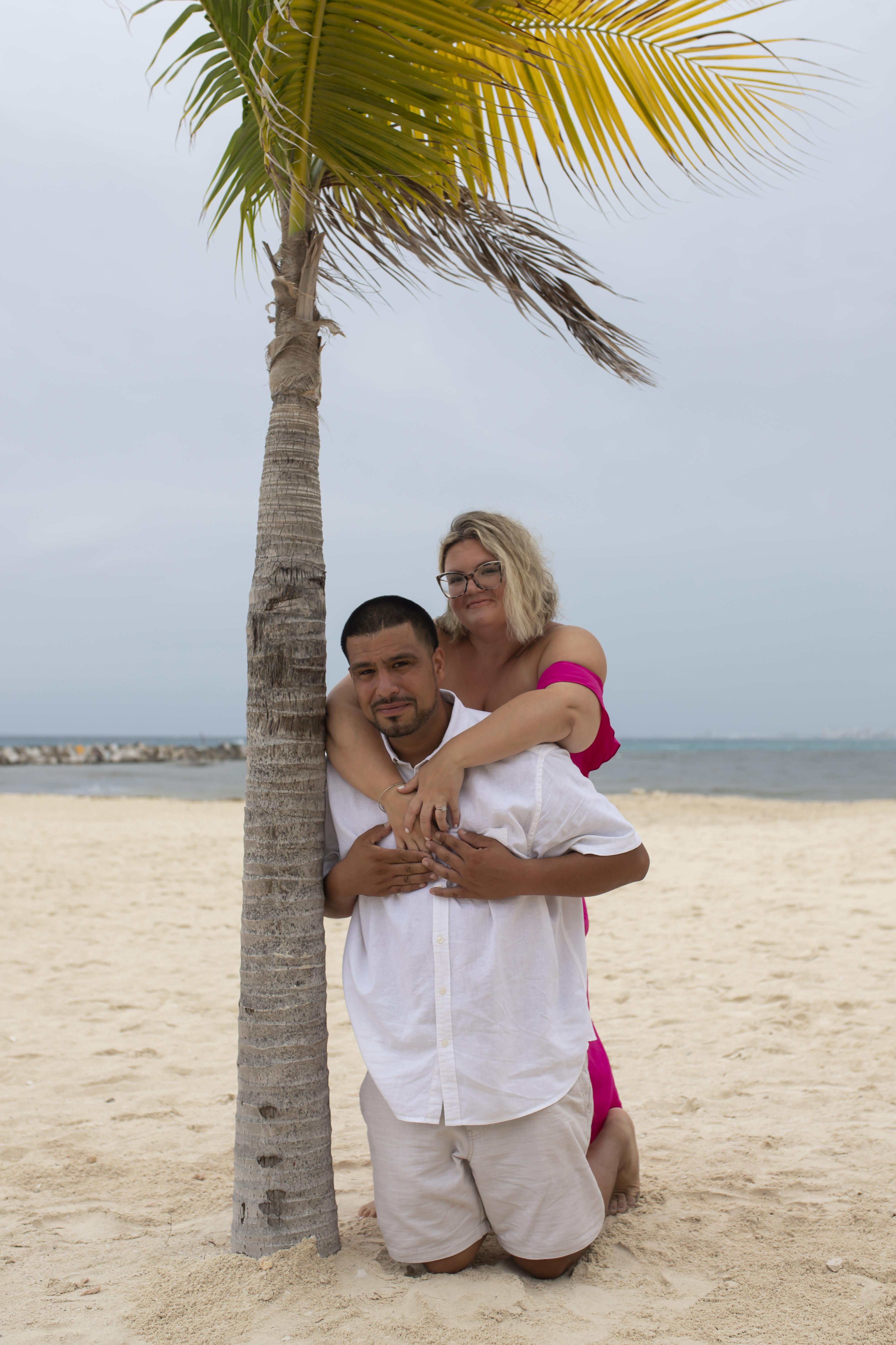 The Wedding Website of Laurie DeFeo and David Gonzalez