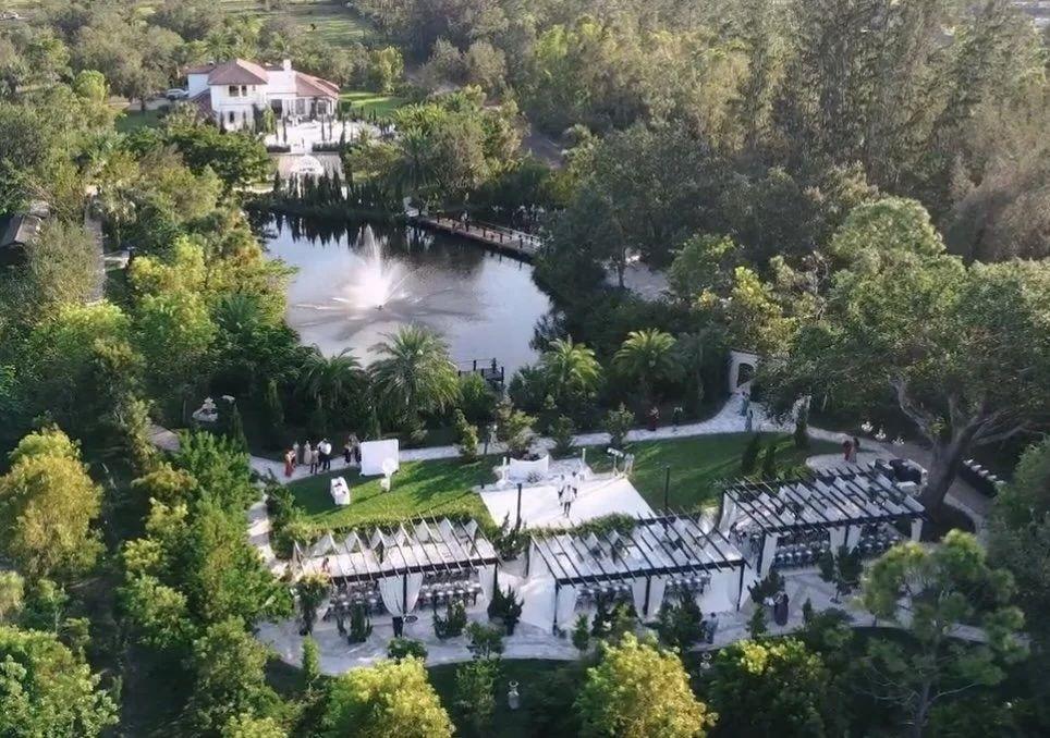 The Wedding Website of Monte Chester and Jensen Crenshaw