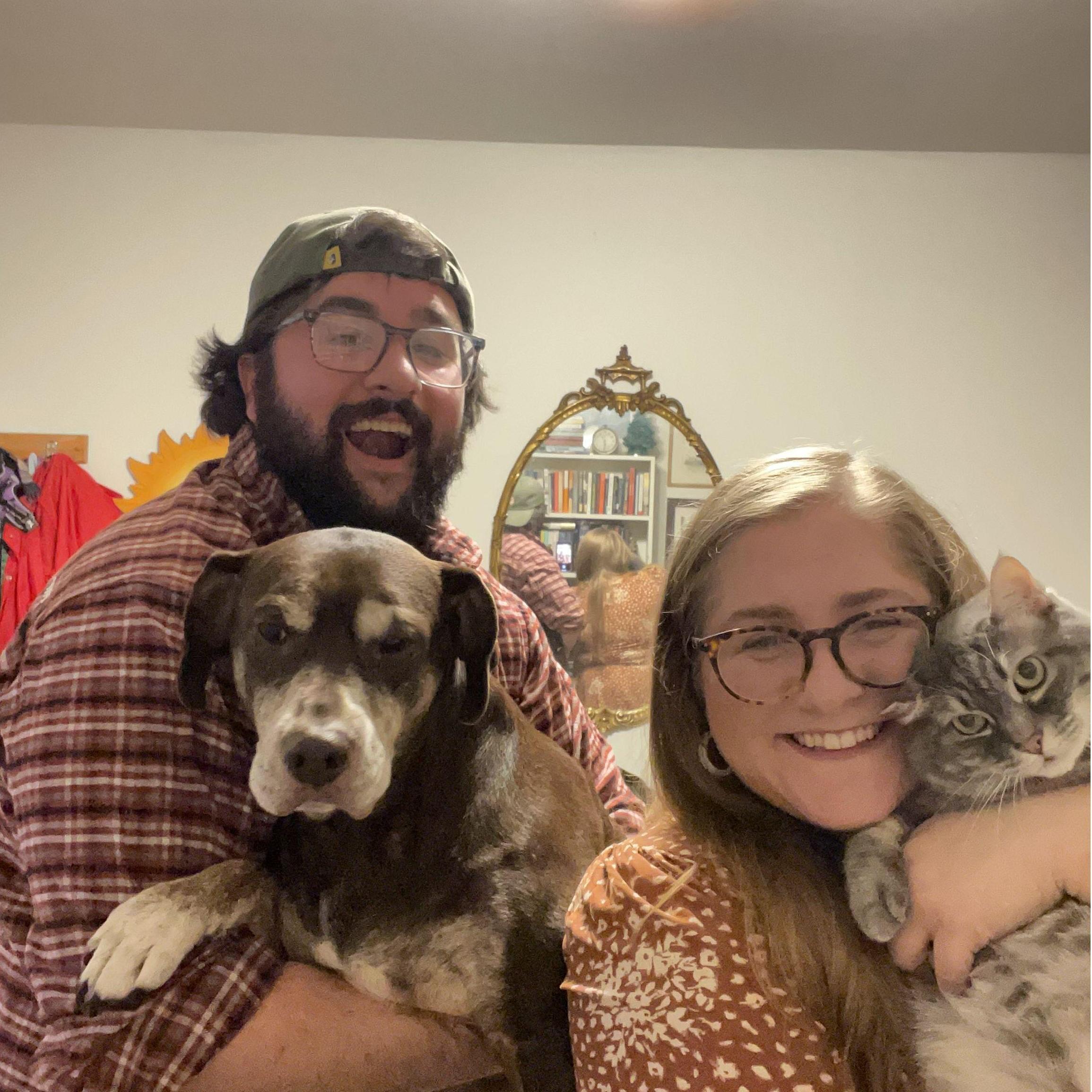 Our lil family <3