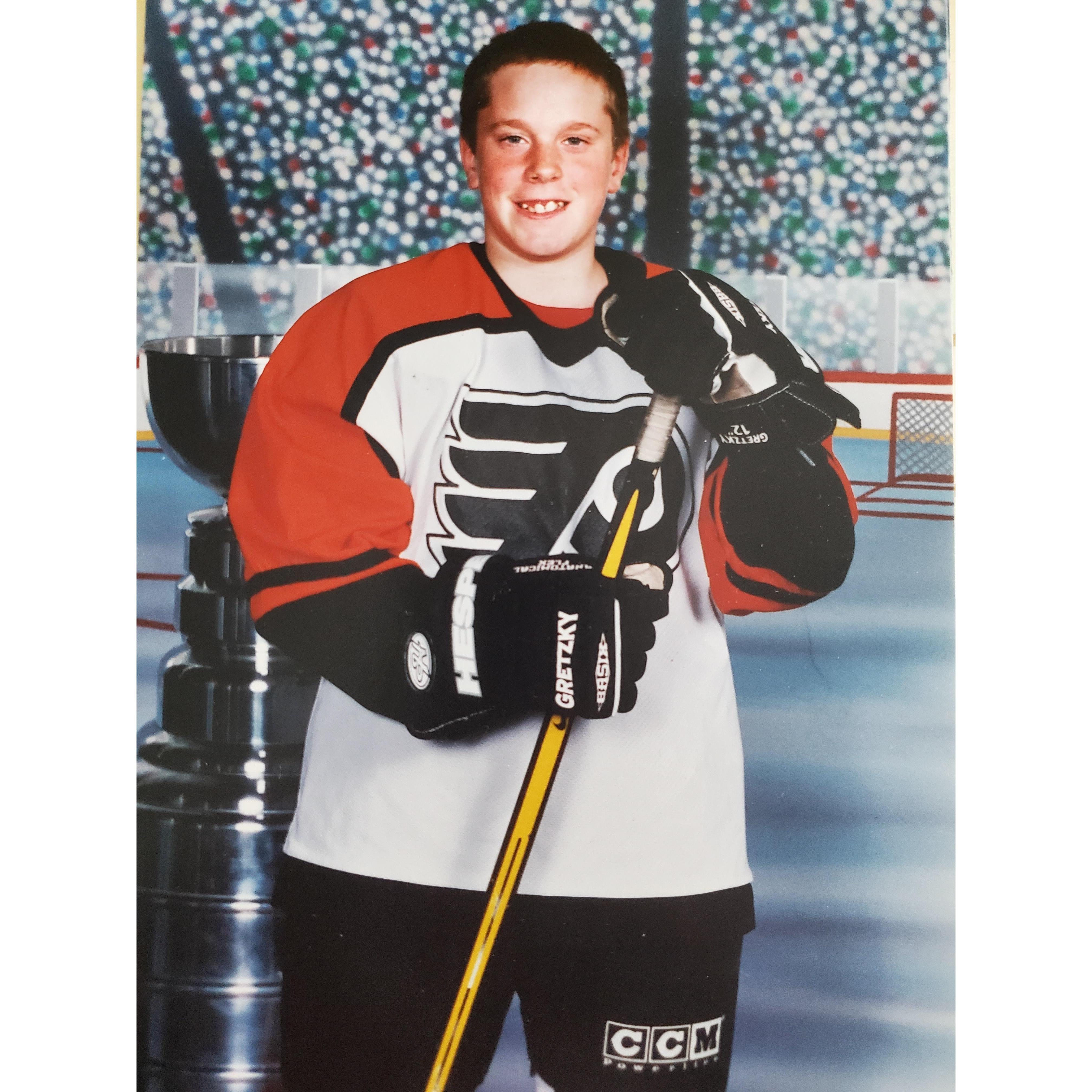 David's hockey photo