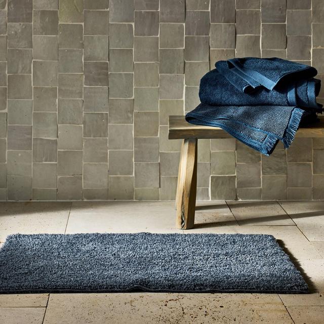 21"x34" Organic Melange Reversible Bath Rug Dark Mineral Blue - Casaluna™