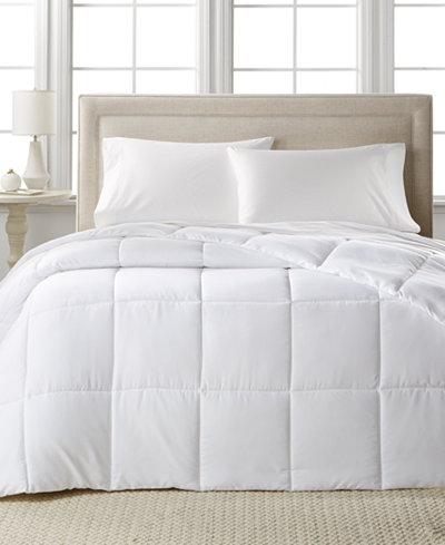 Enjoy the soft feel of this alternative down comforter from Home Design. The versatile style makes it great as a lightweight filler for duvets or as a stand alone comforter!
