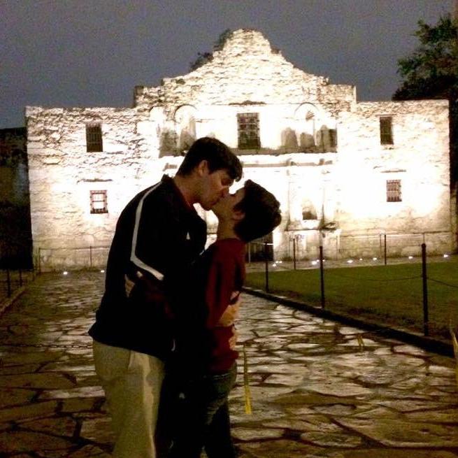 NEVER FORGET THE ALAMO!