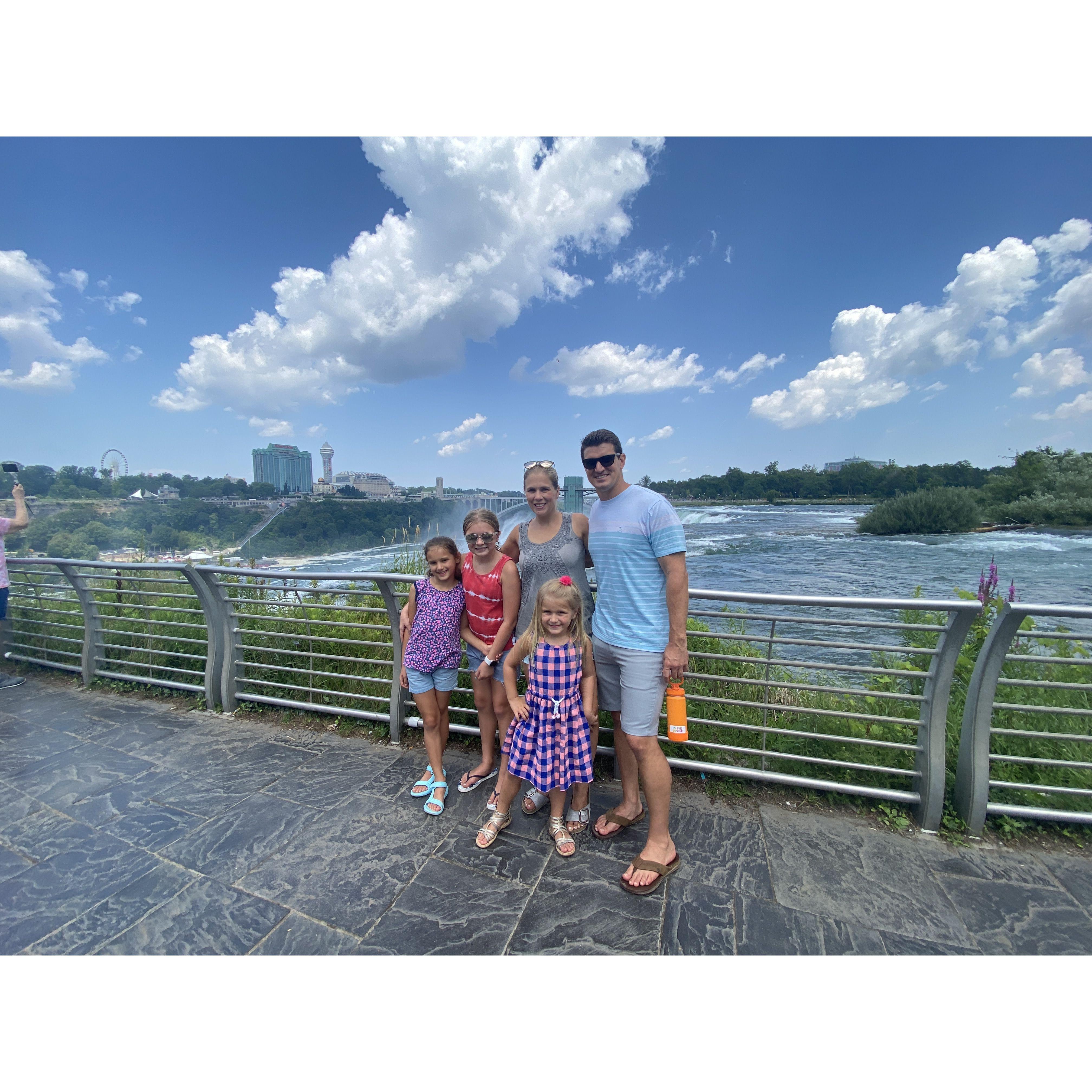 Family trip to Niagara Falls! 