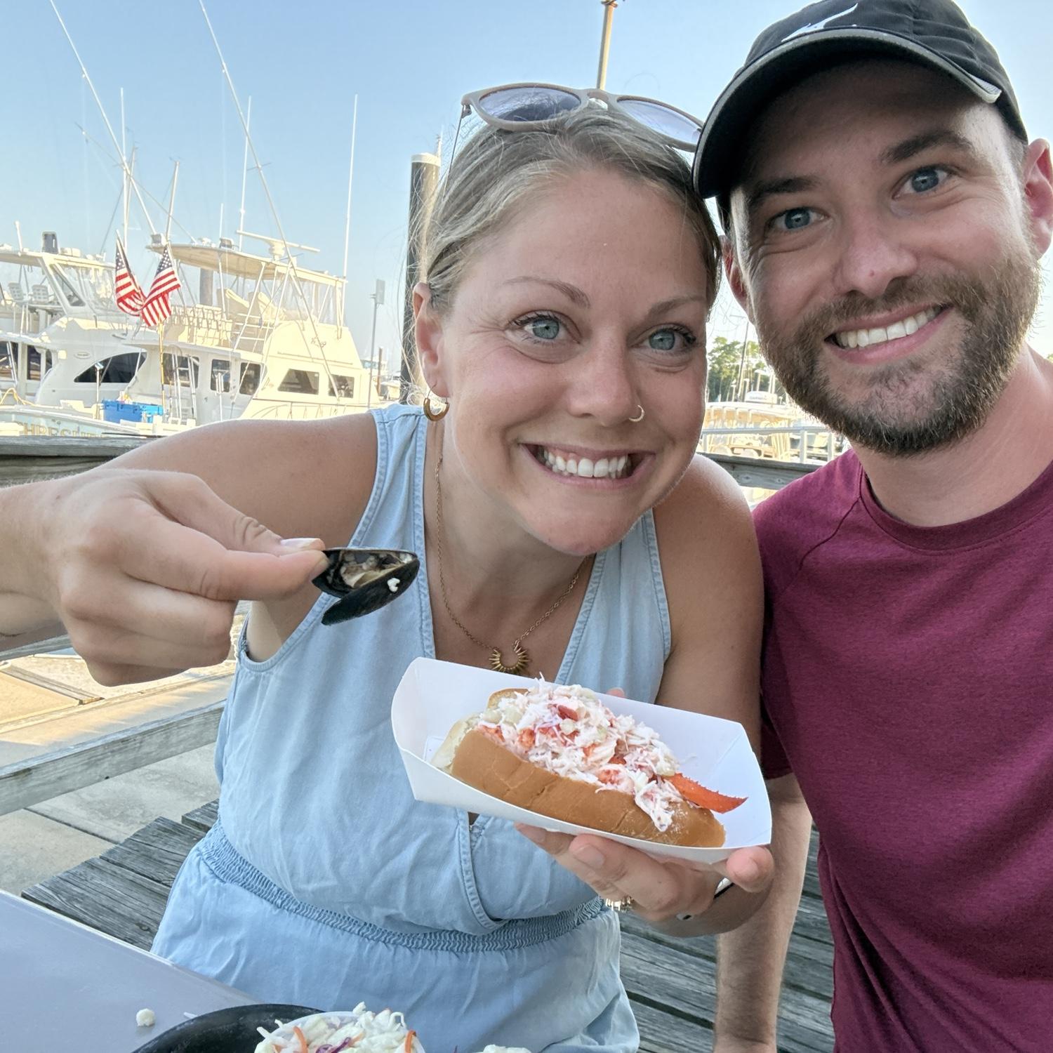 We were SO excited for the seafood in Connecticut 😋