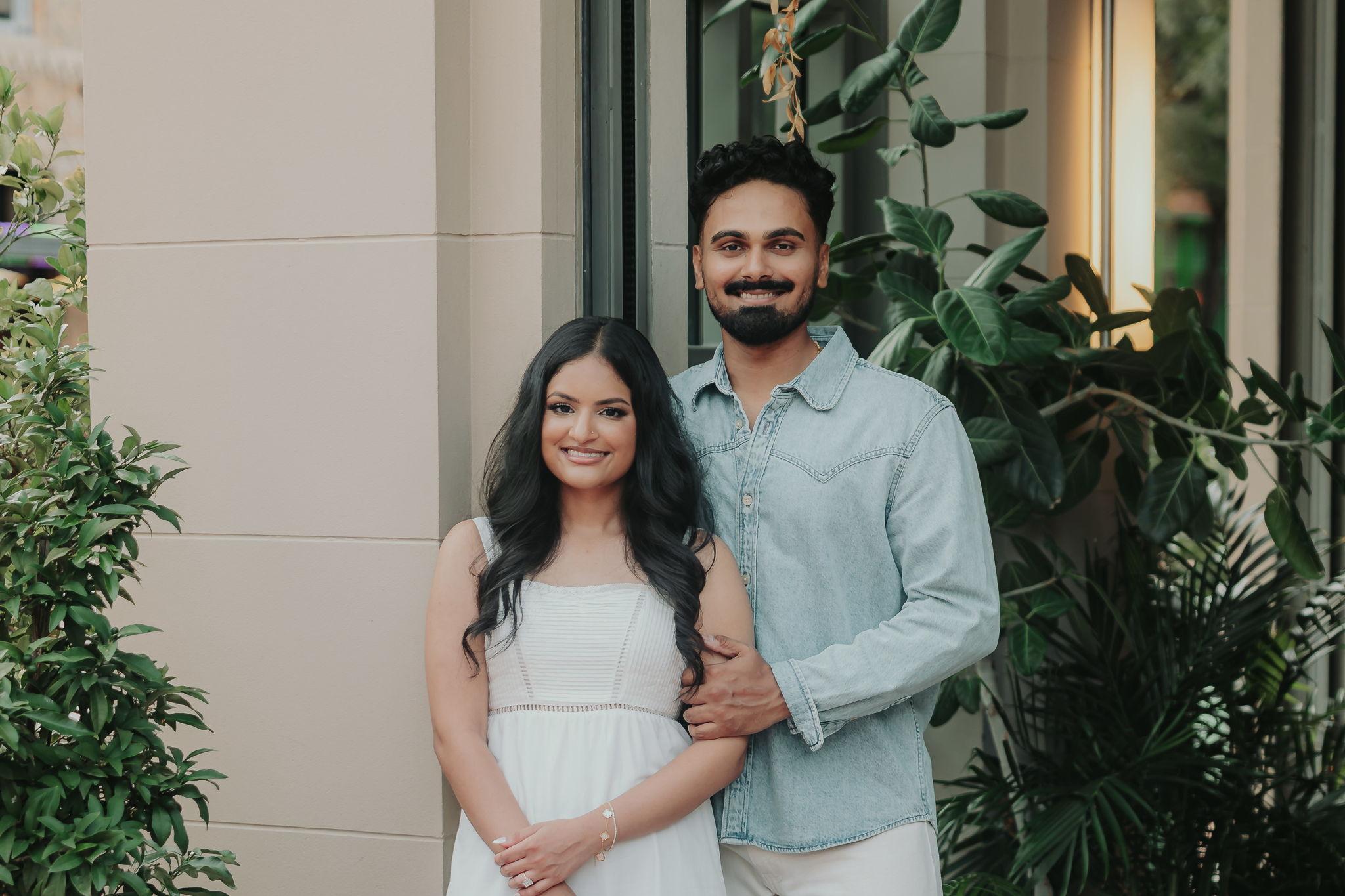 The Wedding Website of Anusha Macnojia and Nuren Maknojiya