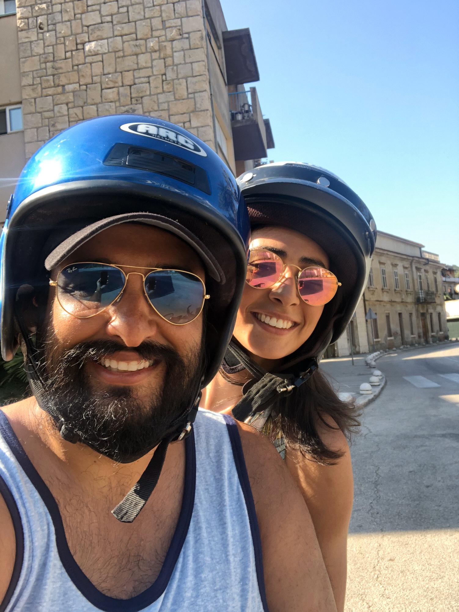 Scooting thru Vis