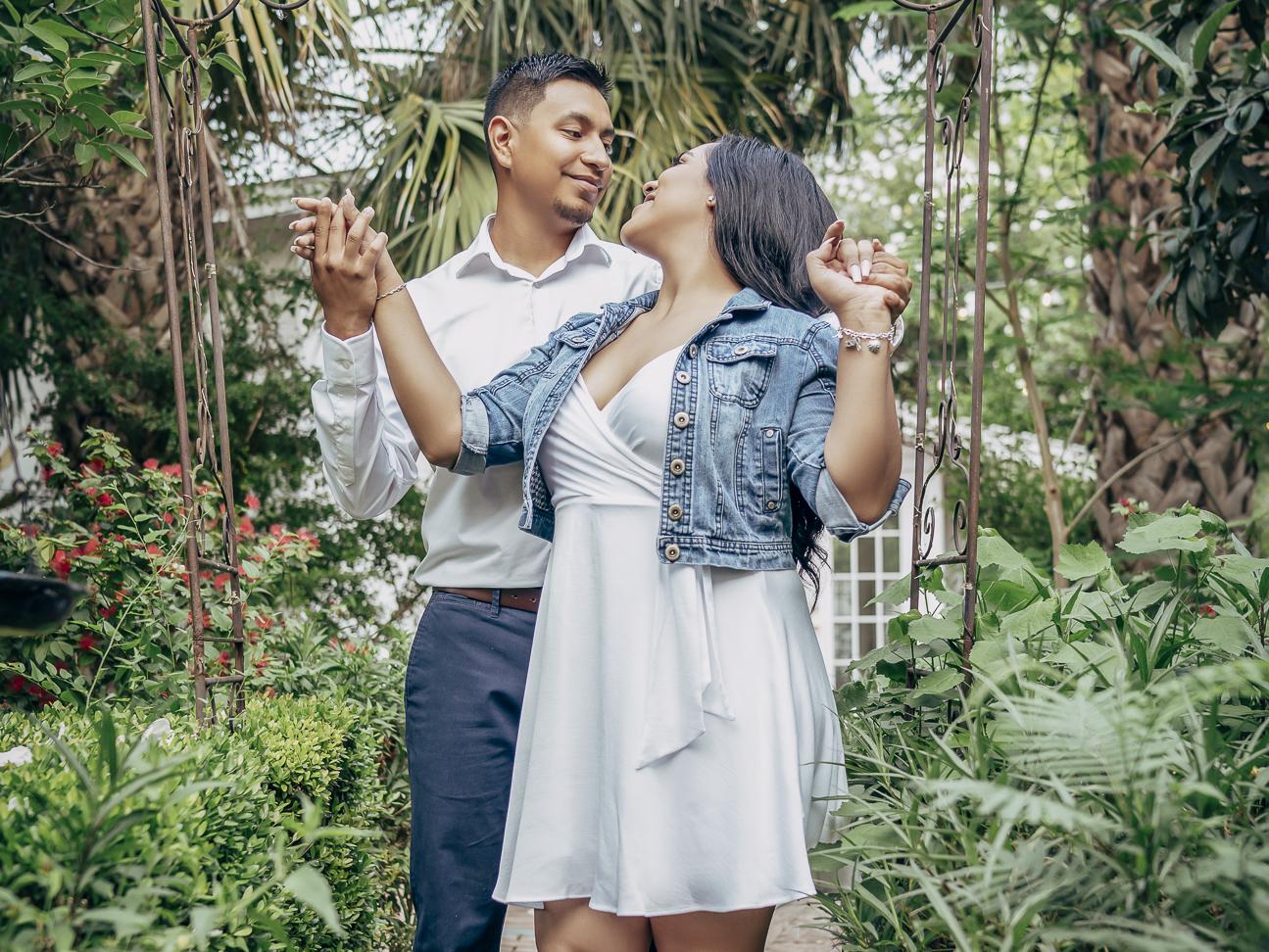 The Wedding Website of Amanda Ysquierdo and Gilberto Rincon