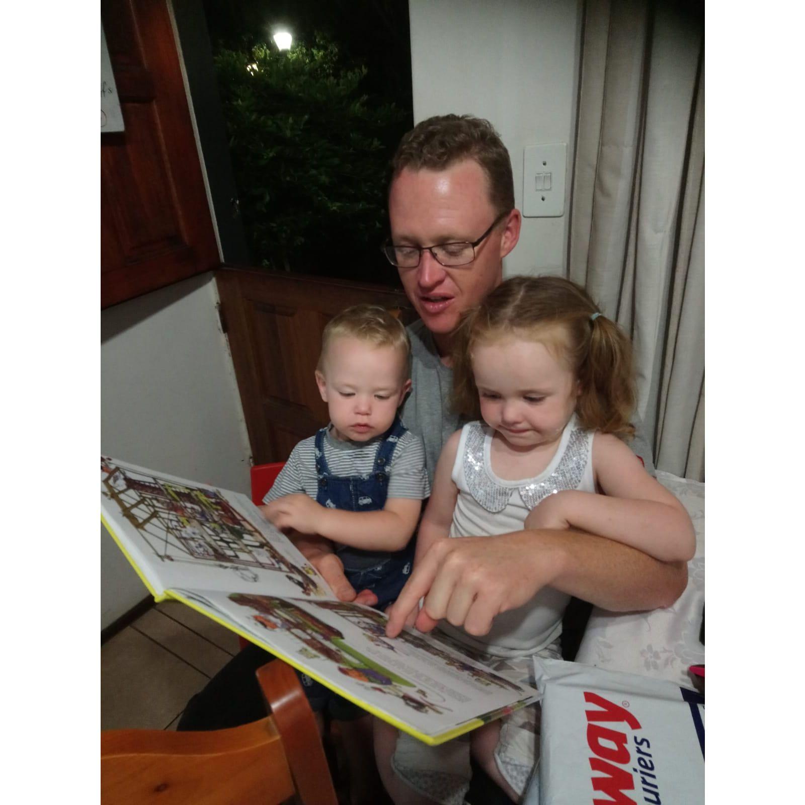 Oom Hardus se gunsteling twee mensies.