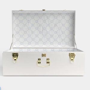 Grand Bridal Trunk