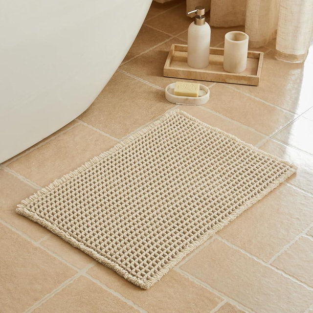 Triohero Waffle Bath Mat, Small Boho Bathroom Rugs Non Slip Washable, Ultra Soft Super Absorbent Quick Dry Farmhouse Bathroom Decor, 16" x 24", Pale Beige