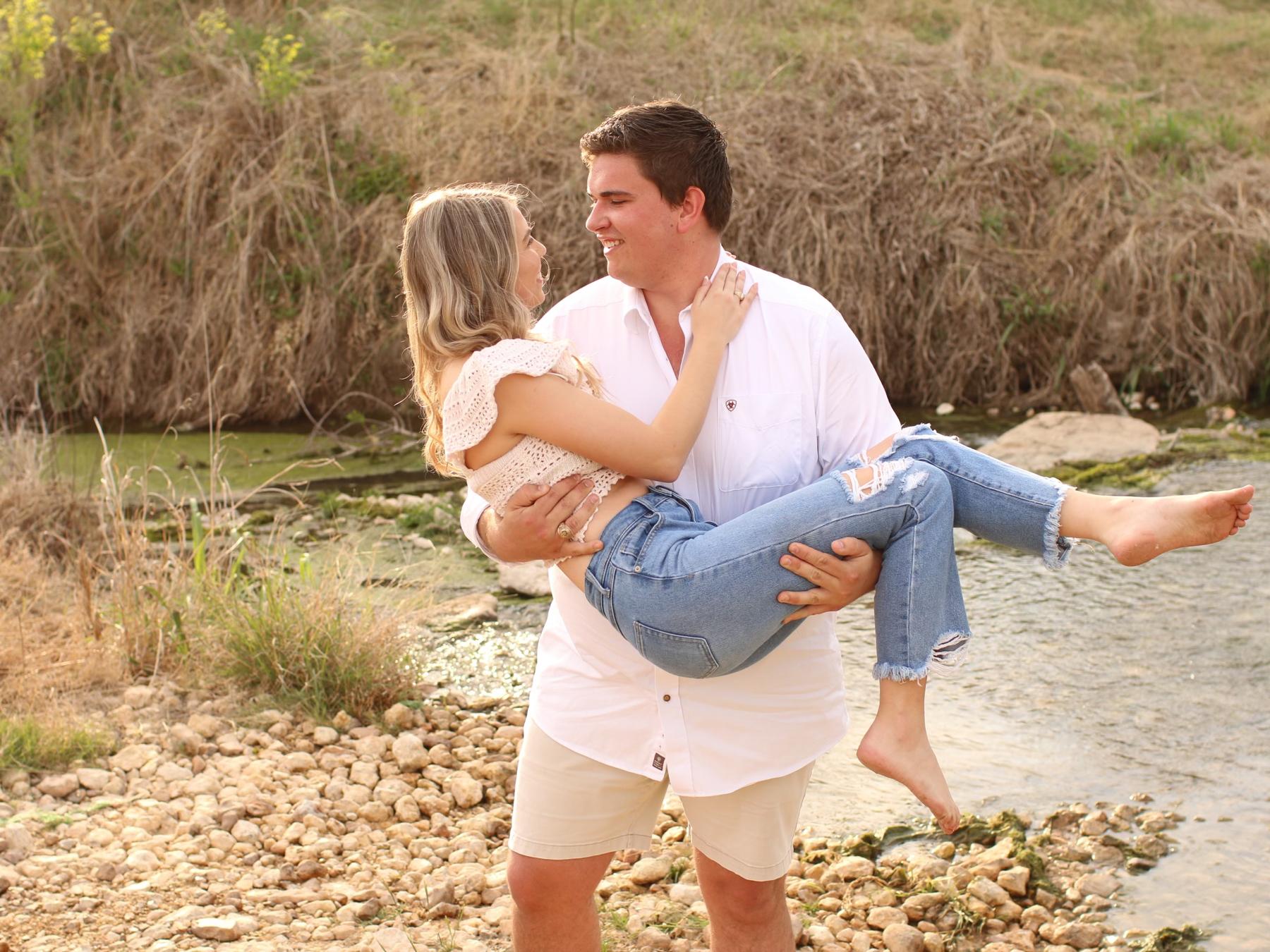 The Wedding Website of Courtney Weinstrom and Garett Rutkowski