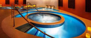 Pamper yourself with a massage & enjoy the luxuries of the spa