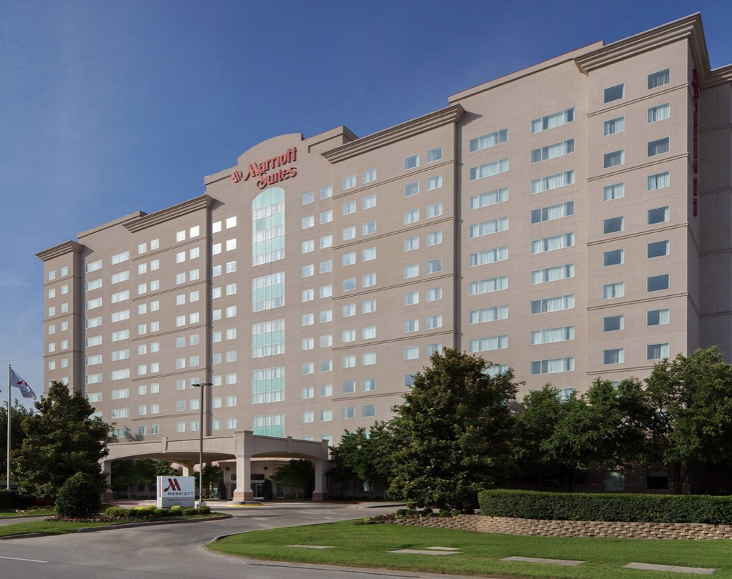 The Wedding Website of La'Wanda Maxwell and Michael Olaniran