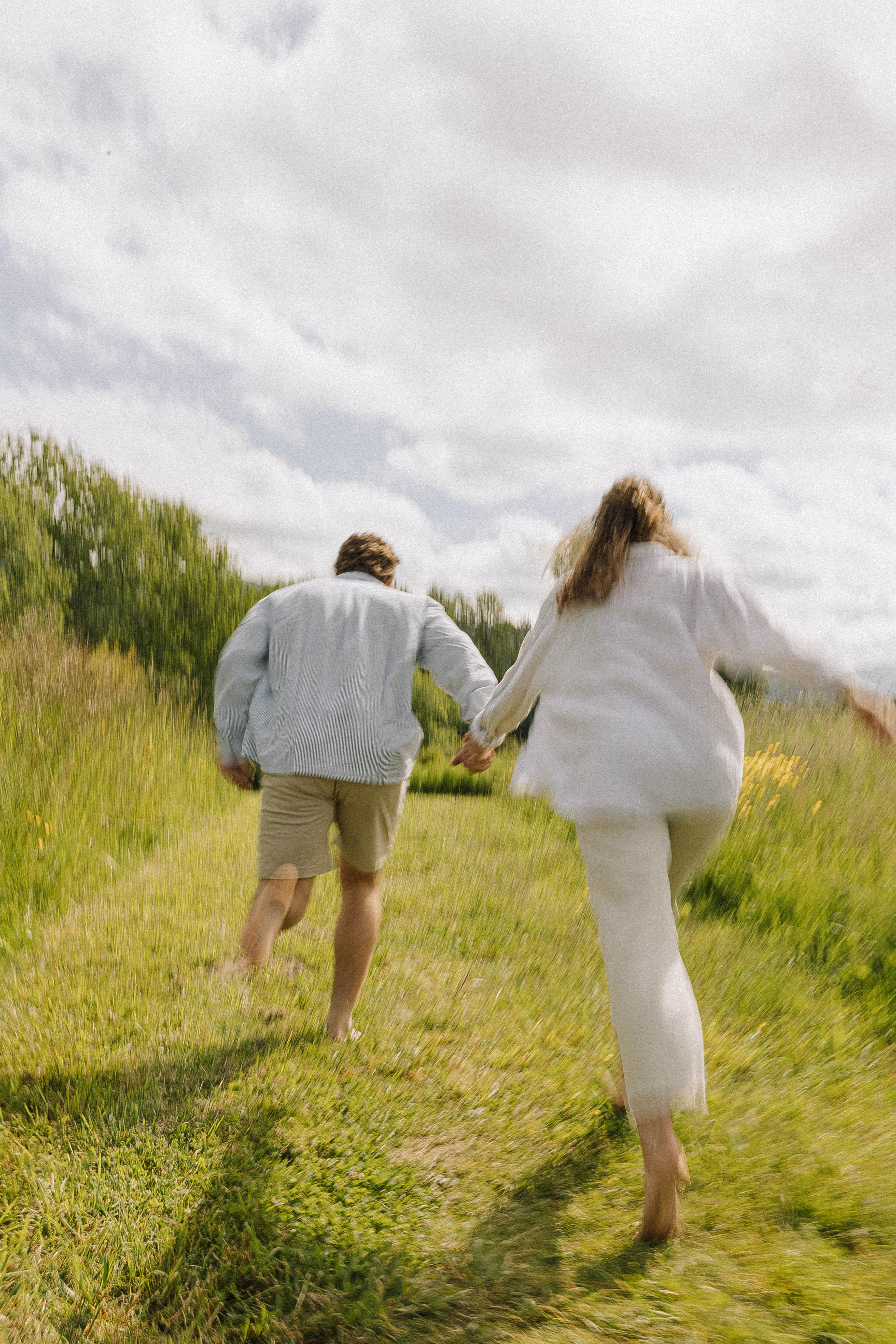 The Wedding Website of Hailey Hooper Gray and Jonathan Henry