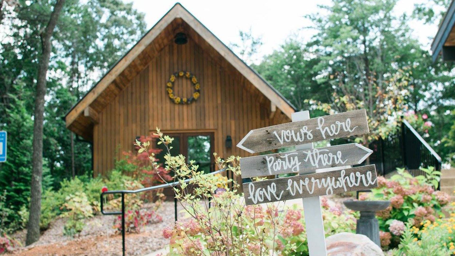 The Wedding Website of Caitlyn Monroe and London Vaughan