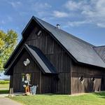 Carlos Creek Winery & 22 Northmen Brewing Company