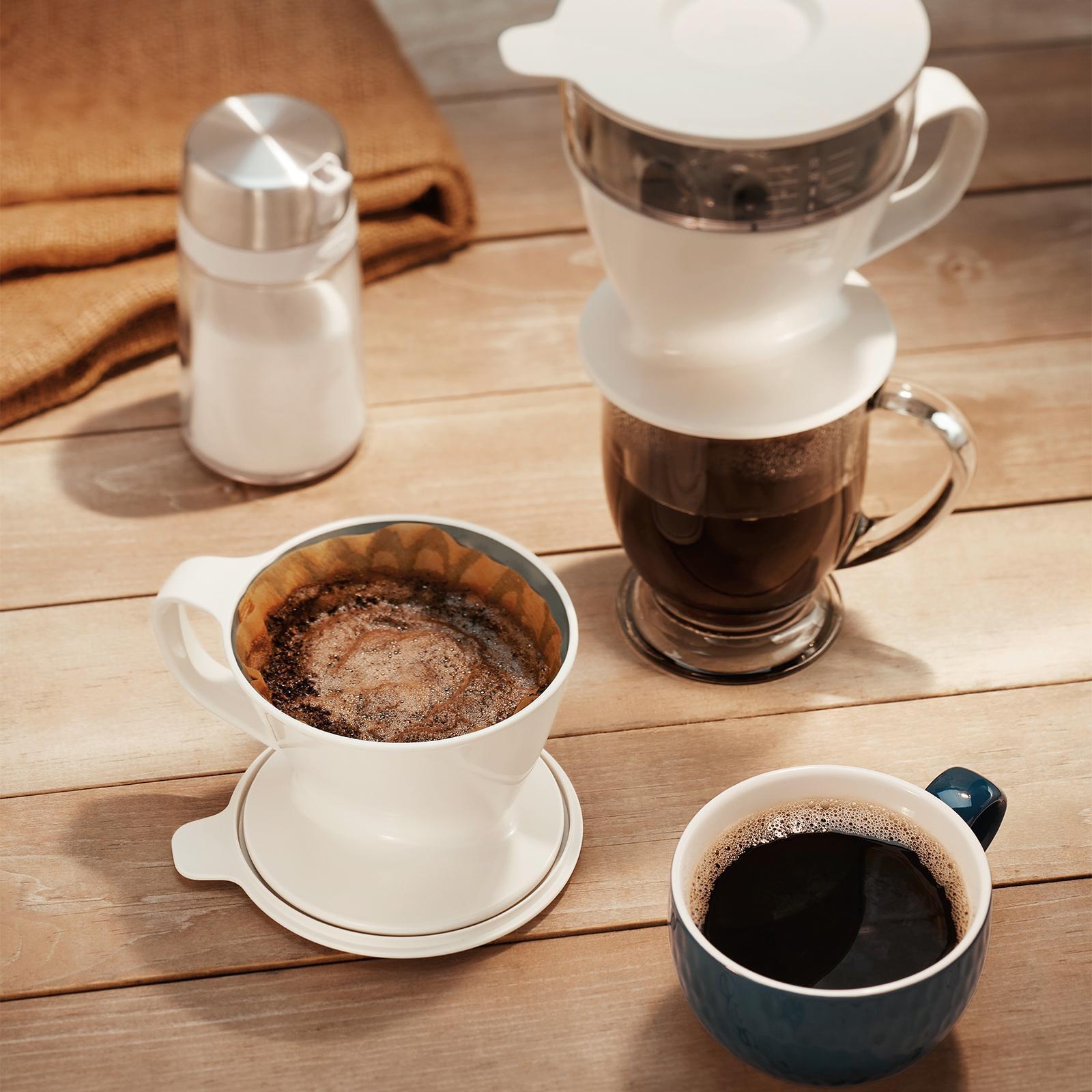 The OXO 9-Cup Coffee Maker Uses Pour-Over Techniques