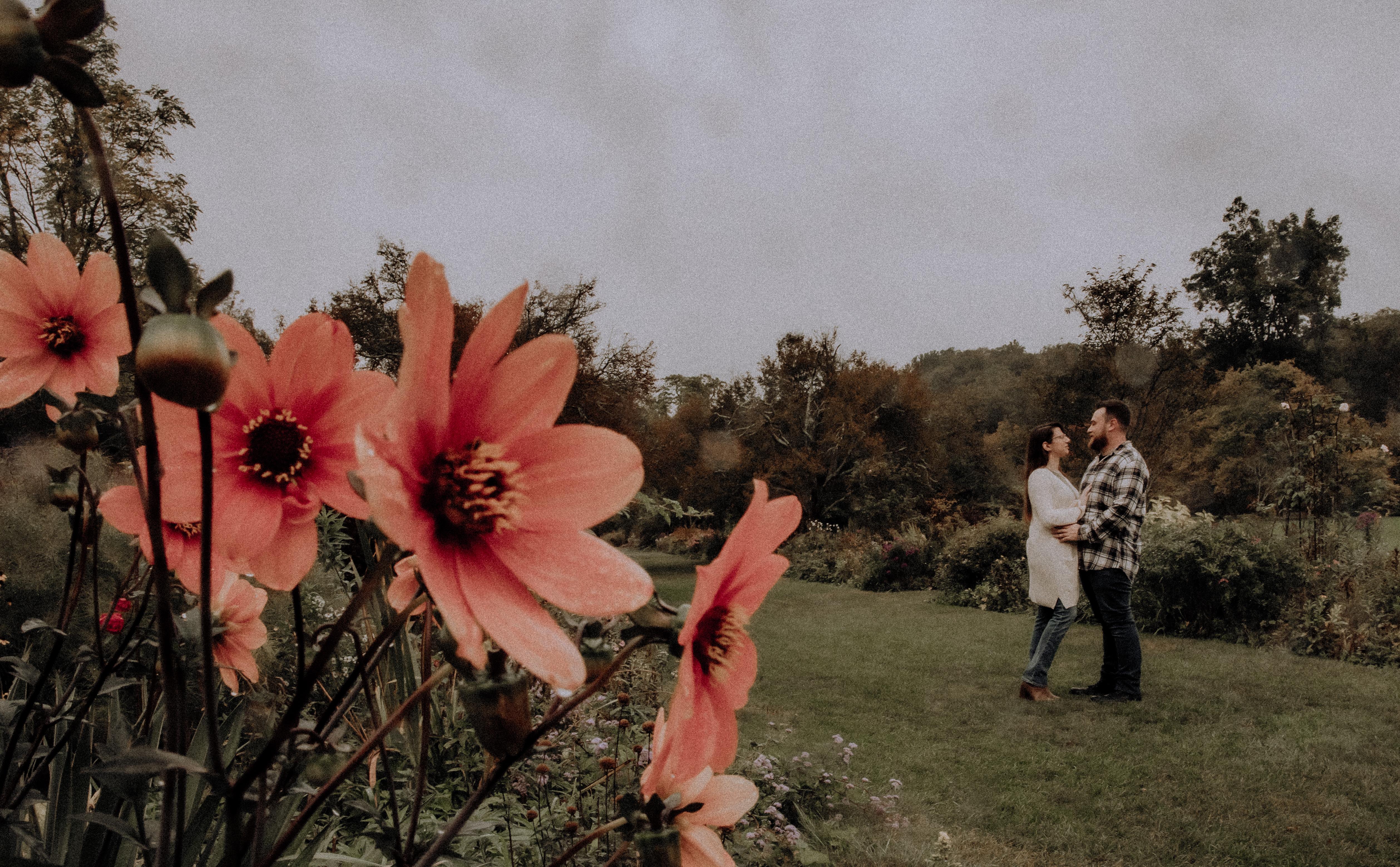The Wedding Website of Nicole Moss and Brandon Carraher