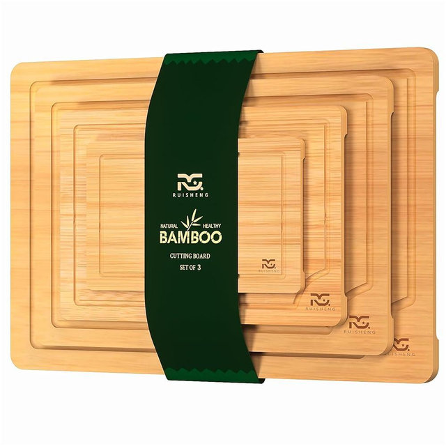 R RUISHENG Bamboo Cutting Boards for Kitchen Wooden Cutting Board with Juice Grooves Thick Chopping Board Set with Easy Grip Handle Large Serving Board for Raw Deli Fruits and Vegetables (4-Piece)