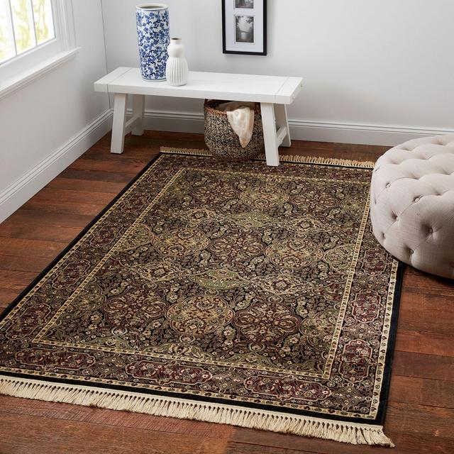 Verona Black 5-Foot 3-Inch x 7-Foot 7-Inch Area Rug in Black