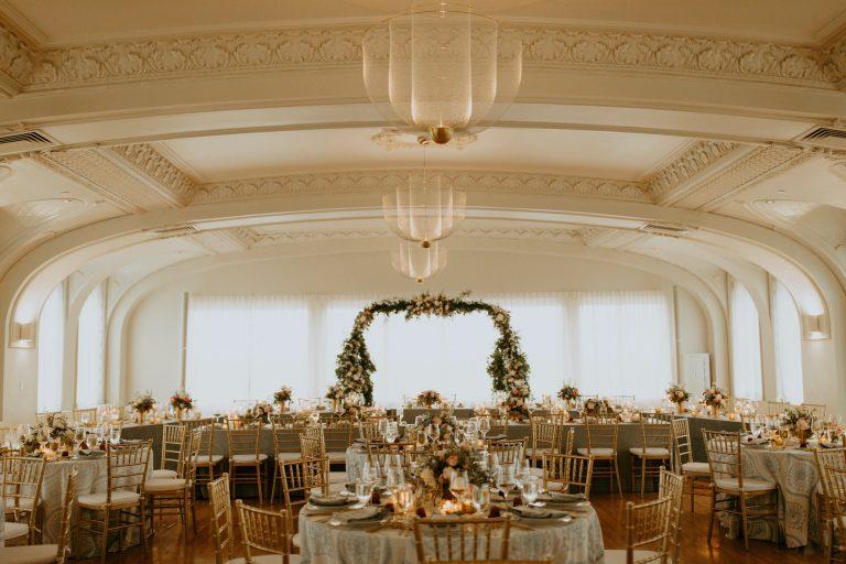 The Wedding Website of Devinne Green and Uniikye Washington