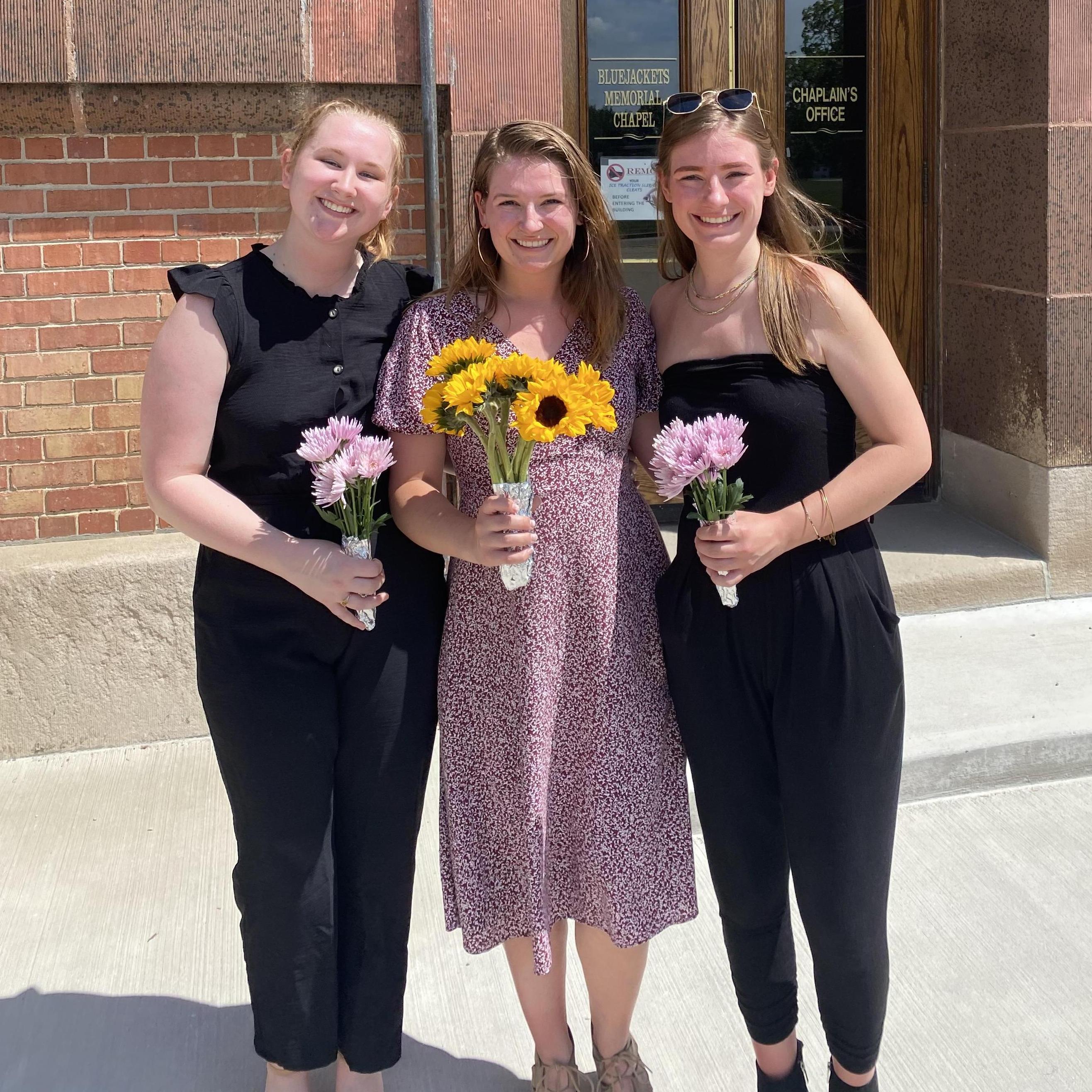 My older sister Amy and my best friend Annie at our license signing! June 6th, 2021