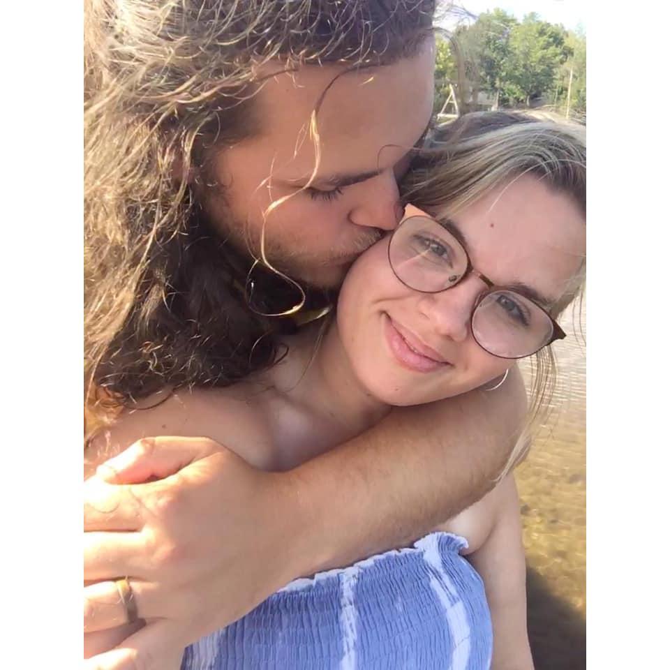 Vacation kisses