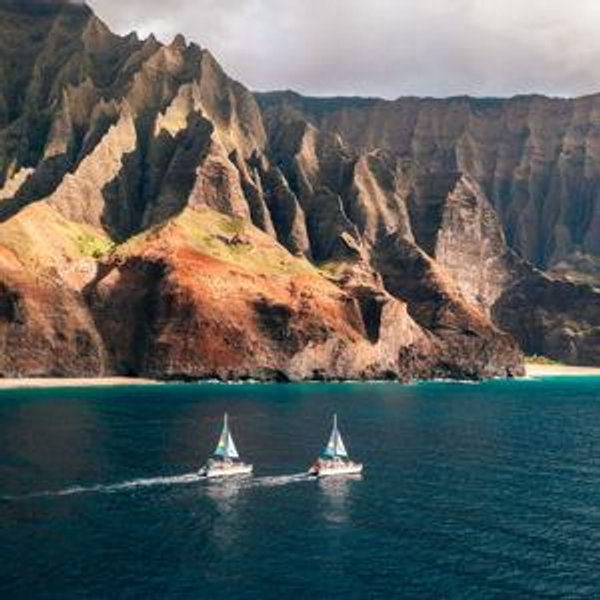 Honeymoon Na Pali Coast Dinner Cruise