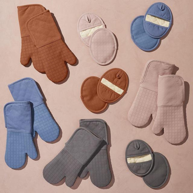 Five Two Silicone Oven Mitts & Pot Holders
