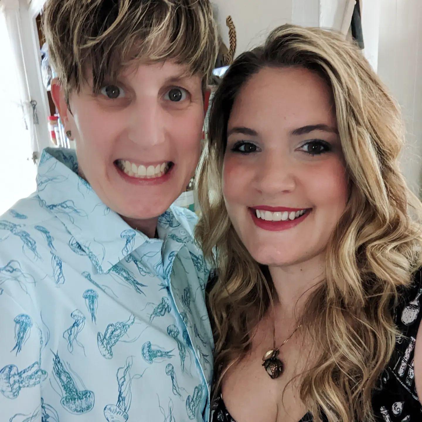 The Wedding Website of Stephanie Sarti and Jennifer Marks