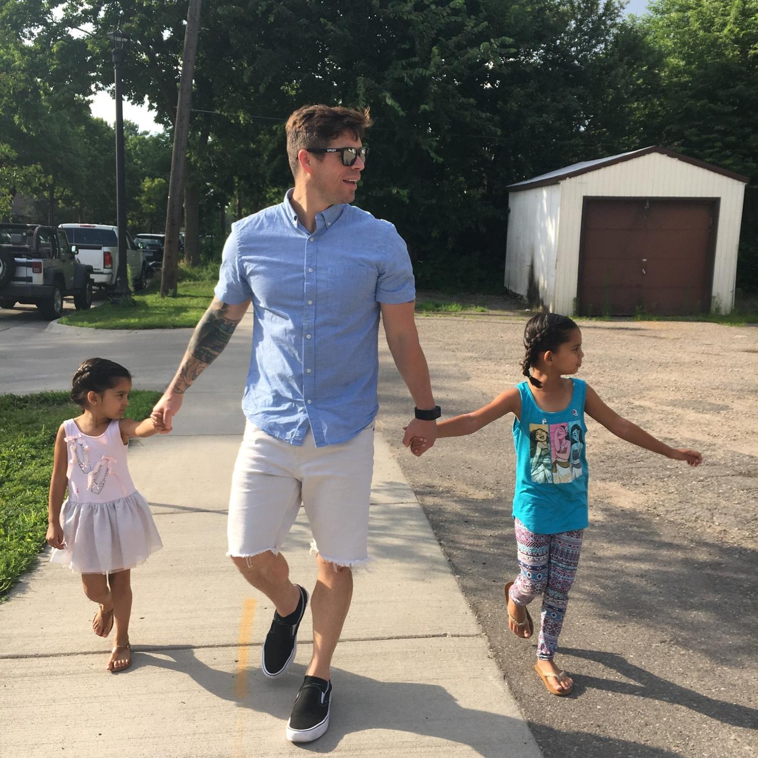 The girls and Casey took to each other easily.
