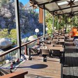 The Gateway Restaurant & Lodge