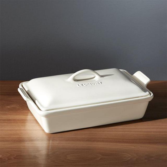 Le Creuset ® Heritage Covered Rectangle Cream Baking Dish