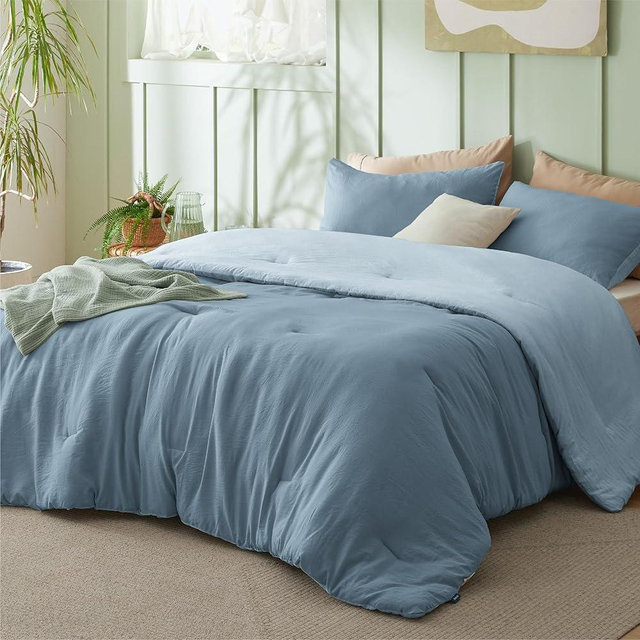 Bedsure Bedding Comforter Sets Queen, Reversible Blue Prewashed Bed Comforter for All Seasons, 3 Pieces Warm Soft Bed Set, 1 Lightweight Comforter (90"x90") and 2 Pillowcases (20"x26")