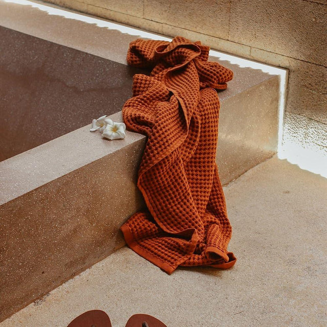 sea me at home Turkish Cotton Large Bath Towel, Bath Sheet (34x67 inches) Luxurious Spa-Like Towels Great for Use Bath, Beach, or Pool Time (Bath Sheet, Terra)