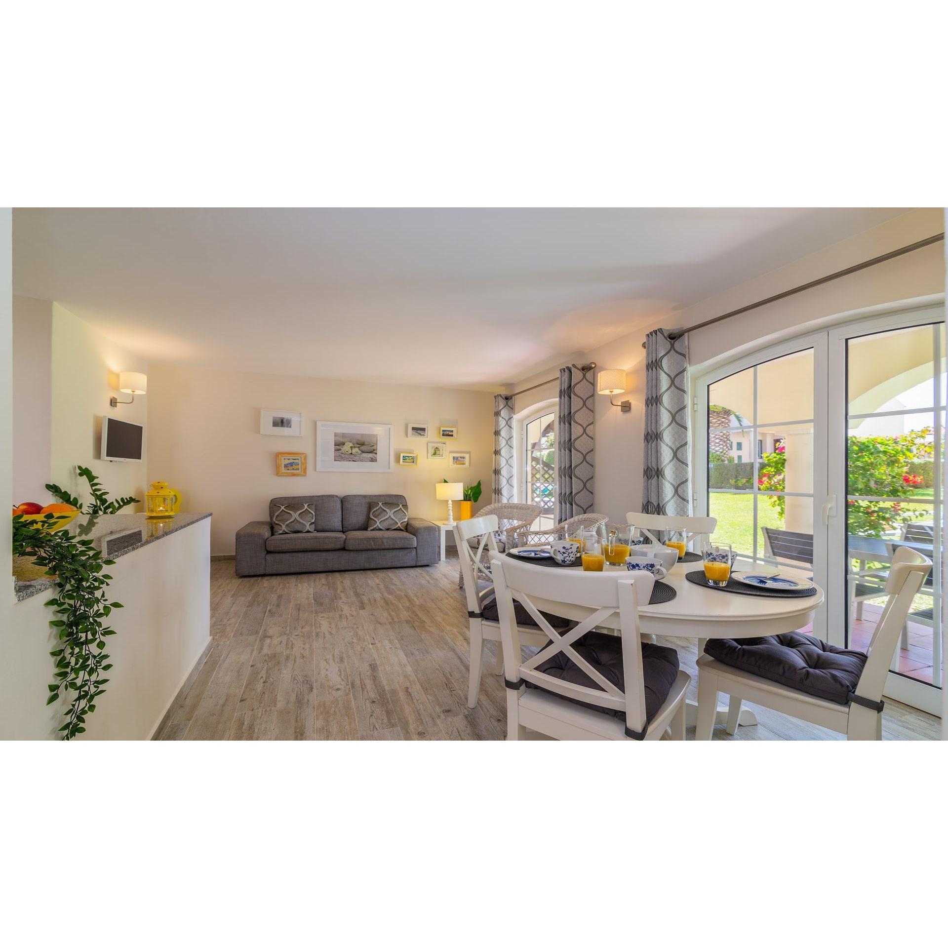 Old Village 2 bedroom apartment (Village4ulettings).