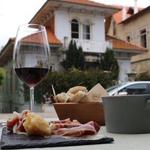 WHERE TO EAT