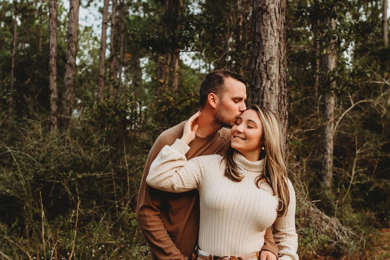 The Wedding Website of Isabella Guerra and James Foster