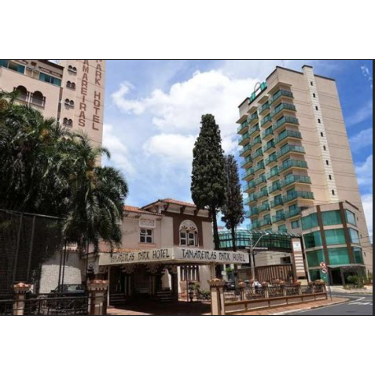 Tamareiras Park Hotel in downtown Uberaba. Our room block is in the newer tower pictured on the right. The two sides of the hotel are connect via skybridge. Complimentary buffet breakfast  included.