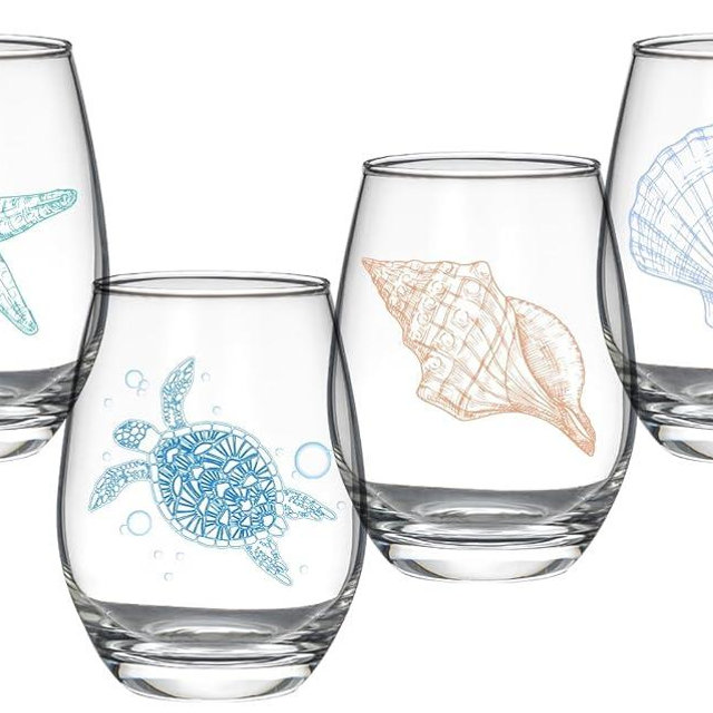 Ocean Themed Stemless Wine Glasses, Set of 4 Seashore Glassware - Sea Turtle, Starfish, Seashell, Conch Shell Assortment, Wine Gifts for Coastal Beach Lovers, Birthday Gifts for Women Mothers Day