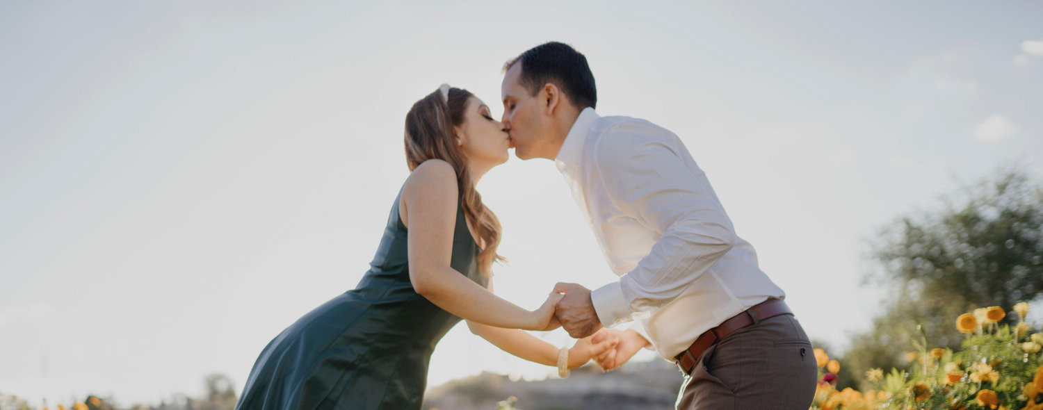 The Wedding Website of Jessica Alvarez and Ivan Grajeda