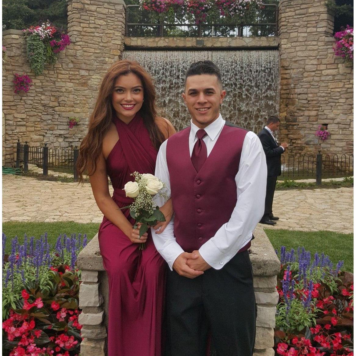 AUGUST 16, 2015: First time Diana and Antonio are 'dates' for something. This particular day, they celebrated Diana's aunt's wedding.