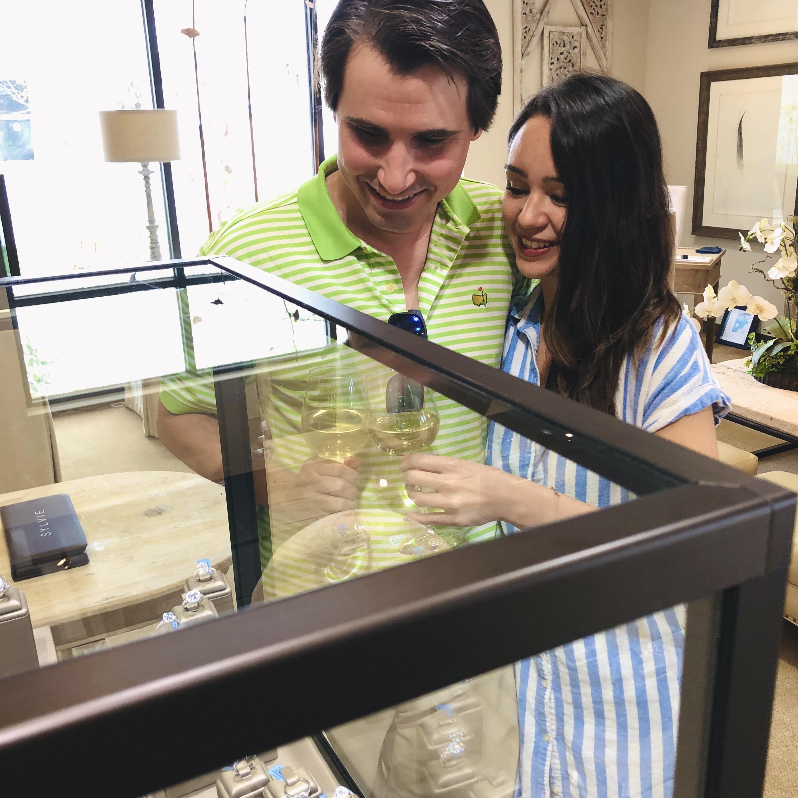08.31.19 💍 During our Labor Day weekend trip in Destin, FL, Mitch & his parents told Corrie we had to make a quick stop at the jewelry store, only for her to find out it's to shop for her ring!