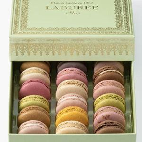 Ladurée Macarons
