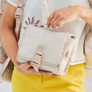 Terra Hanging Toiletry Bag
