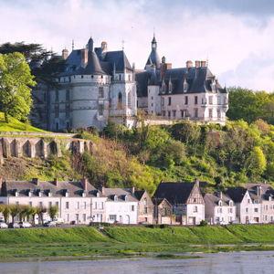 Champagne or Loire Valley Day Trip