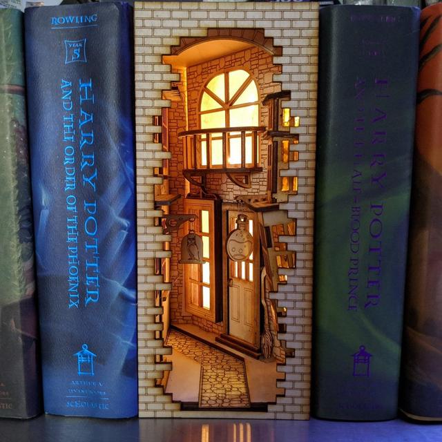 Wizard Alley Themed Book Nook 