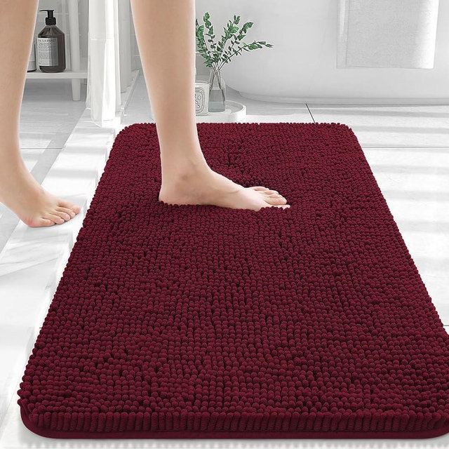 OLANLY Bathroom Rugs 30x20, Extra Soft Absorbent Chenille Bath Rugs, Rubber Backing Quick Dry, Machine Washable Bath Mats for Bathroom Floor, Tub and Shower, Home Decor Accessories, Burgundy